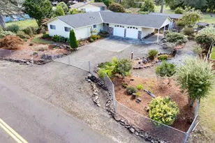 42456 Bagley Ln, Astoria, OR 97103 - Photo 40