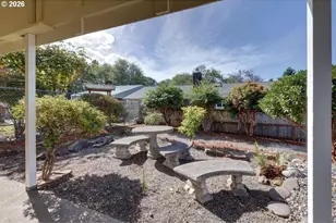 42456 Bagley Ln, Astoria, OR 97103 - Photo 26