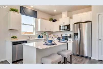 2839 U St, Springfield, OR 97477 - Photo 10