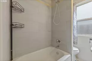 8305 SE Rhone St, Portland, OR 97266 - Photo 18