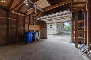 8305 SE Rhone St, Portland, OR 97266 - Photo 38