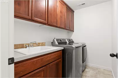 13543 SE Almond Dr, Clackamas, OR 97015 - Photo 34