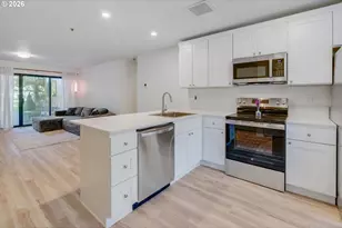 730 NW Naito Pkwy, Portland, OR 97209 - Photo 10
