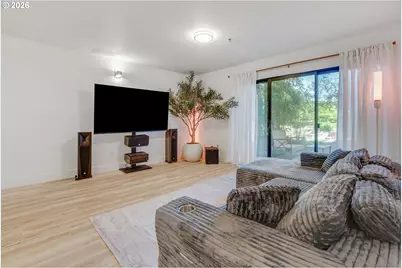 730 NW Naito Pkwy #E10, Portland, OR 97209 - Photo 4
