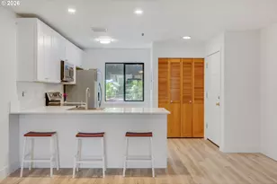 730 NW Naito Pkwy, Portland, OR 97209 - Photo 6