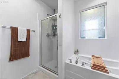 21601 NE Willow Glen Rd, Fairview, OR 97024 - Photo 26