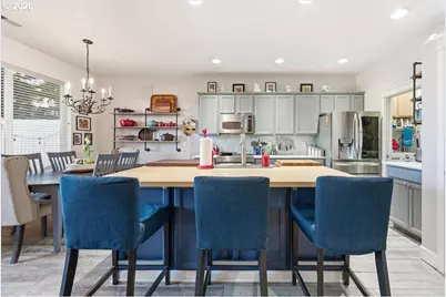 21601 NE Willow Glen Rd, Fairview, OR 97024 - Photo 4