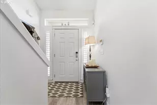 21601 NE Willow Glen Rd, Fairview, OR 97024 - Photo 18