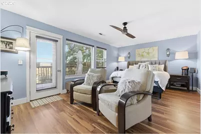 21601 NE Willow Glen Rd, Fairview, OR 97024 - Photo 22