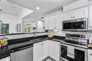 14525 SW Magpie Ln, Beaverton, OR 97007 - Photo 14