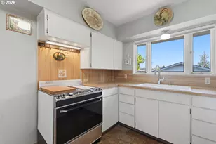2010 NE Adams St, Camas, WA 98607 - Photo 12