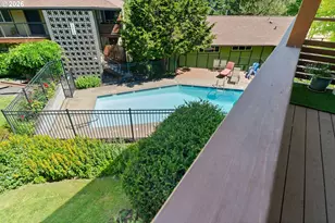 3032 SW Florida Ct, Portland, OR 97219 - Photo 36