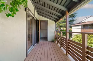 3032 SW Florida Ct, Portland, OR 97219 - Photo 38