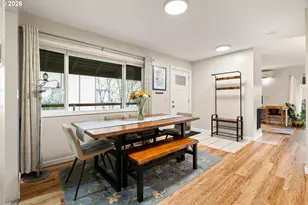 3032 SW Florida Ct, Portland, OR 97219 - Photo 16