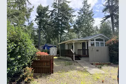 225 Azalea St, Florence, OR 97439 - Photo 24