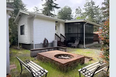 225 Azalea St, Florence, OR 97439 - Photo 20