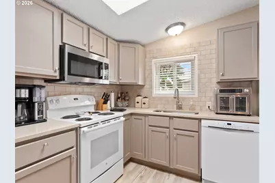 300 SW 7th Ave #803, Battle Ground, WA 98604 - Photo 16