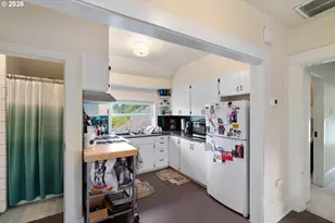 7521 N Gloucester Ave N, Portland, OR 97203 - Photo 16