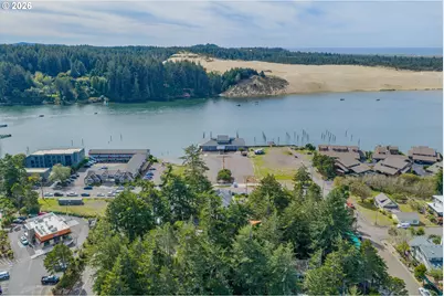 1150 Bay St #C, Florence, OR 97439 - Photo 18
