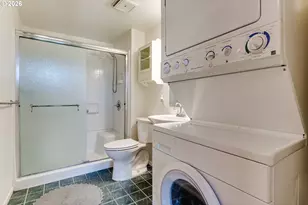 606 Wimbledon Ct, Eugene, OR 97401 - Photo 20
