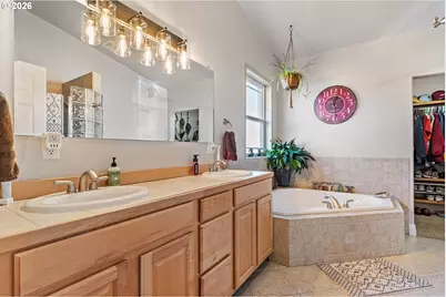 719 N East St, Joseph, OR 97846 - Photo 24