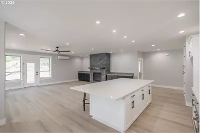 7320 Tanglewood Ave, Gleneden Beach, OR 97388 - Photo 16