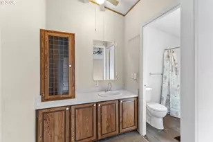 114 Marino Dr, Coos Bay, OR 97420 - Photo 20