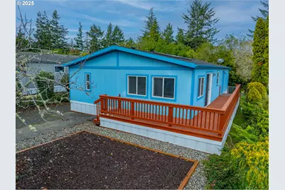 114 Marino Dr, Coos Bay, OR 97420 - Photo 1