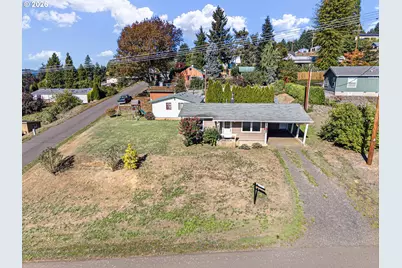 532 2nd St, Elkton, OR 97436 - Photo 4