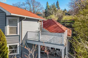 715 Sherman Ave, Hood River, OR 97031 - Photo 36