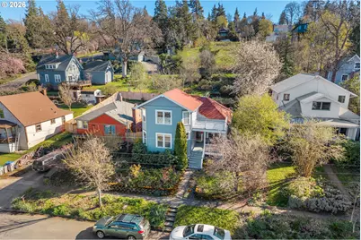 715 Sherman Ave, Hood River, OR 97031 - Photo 4