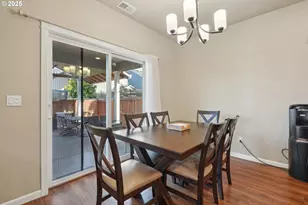 1214 S 11th Pl, Cornelius, OR 97113 - Photo 10