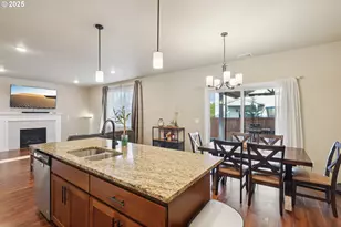 1214 S 11th Pl, Cornelius, OR 97113 - Photo 14