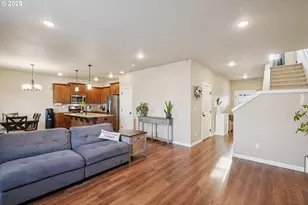 1214 S 11th Pl, Cornelius, OR 97113 - Photo 6