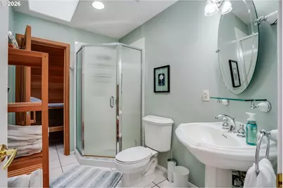 312 NW Pacific Grove Dr, Beaverton, OR 97006 - Photo 32