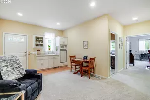 312 NW Pacific Grove Dr, Beaverton, OR 97006 - Photo 36