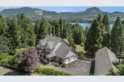 375 Marina Vista Dr, Lowell, OR 97452 - Photo 1