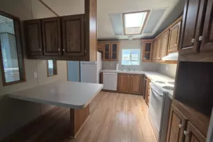 1901 SE Minter Bridge Rd, Hillsboro, OR 97123 - Photo 6