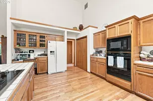8545 SW Metolius Ln, Wilsonville, OR 97070 - Photo 16