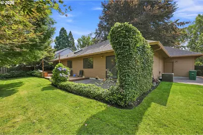 8545 SW Metolius Ln, Wilsonville, OR 97070 - Photo 34