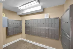 1205 SW Cardinell Dr, Portland, OR 97201 - Photo 20