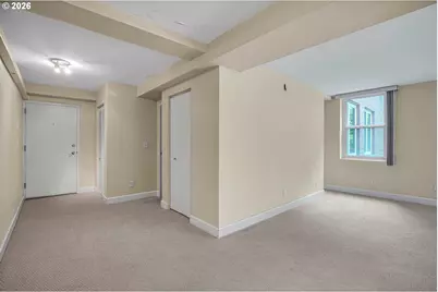 1205 SW Cardinell Dr #706, Portland, OR 97201 - Photo 4