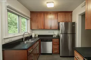 1411 SE 30th Ave, Portland, OR 97214 - Photo 8