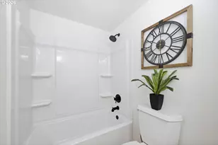 4641 Royal Ave, Eugene, OR 97402 - Photo 18