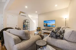 17230 SW 120th Pl, Portland, OR 97224 - Photo 10