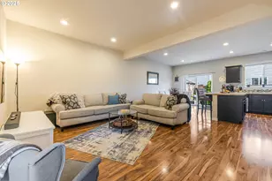 17230 SW 120th Pl, Portland, OR 97224 - Photo 8