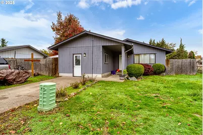 460 Meadow Ln, Creswell, OR 97426 - Photo 1