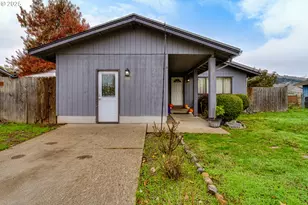 460 Meadow Ln, Creswell, OR 97426 - Photo 2