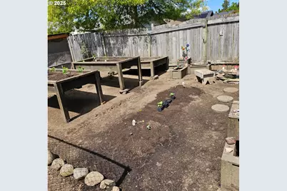 460 Meadow Ln, Creswell, OR 97426 - Photo 40