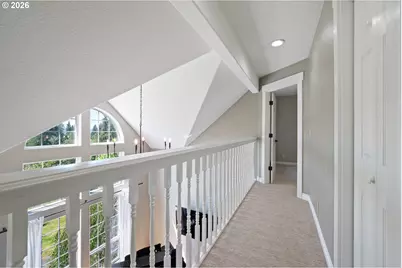 2420 Ivy Ln, Kelso, WA 98626 - Photo 16
